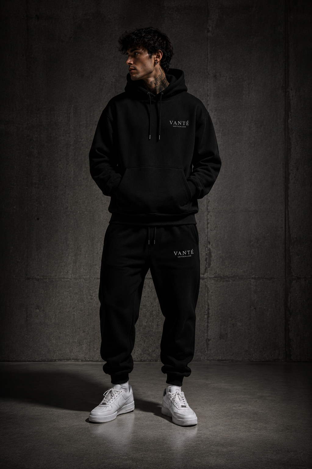 VANTÉ NOIR 001 TRACKSUIT